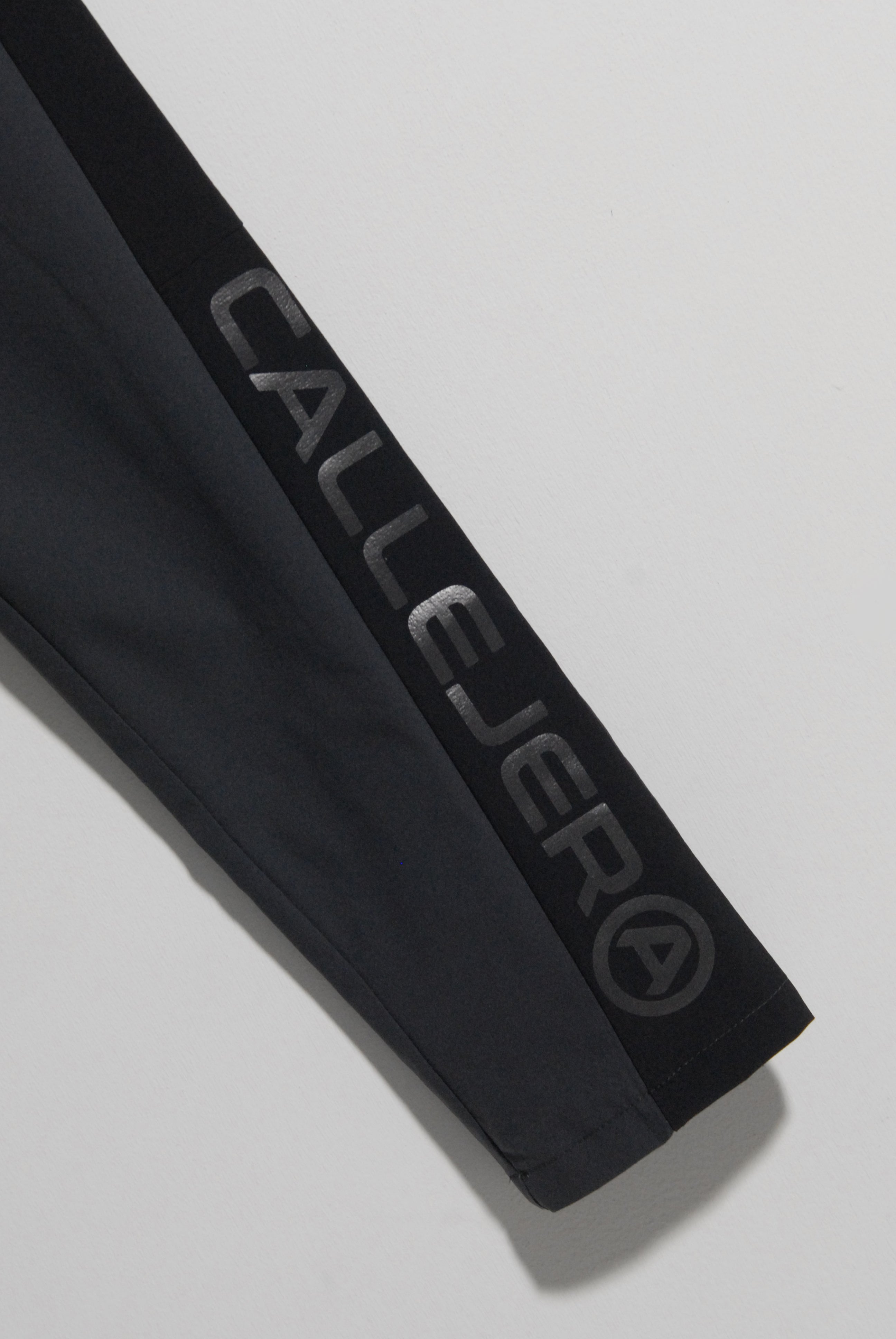 SIDE SWITCHING PERFORMANCE PANTS(MEN)