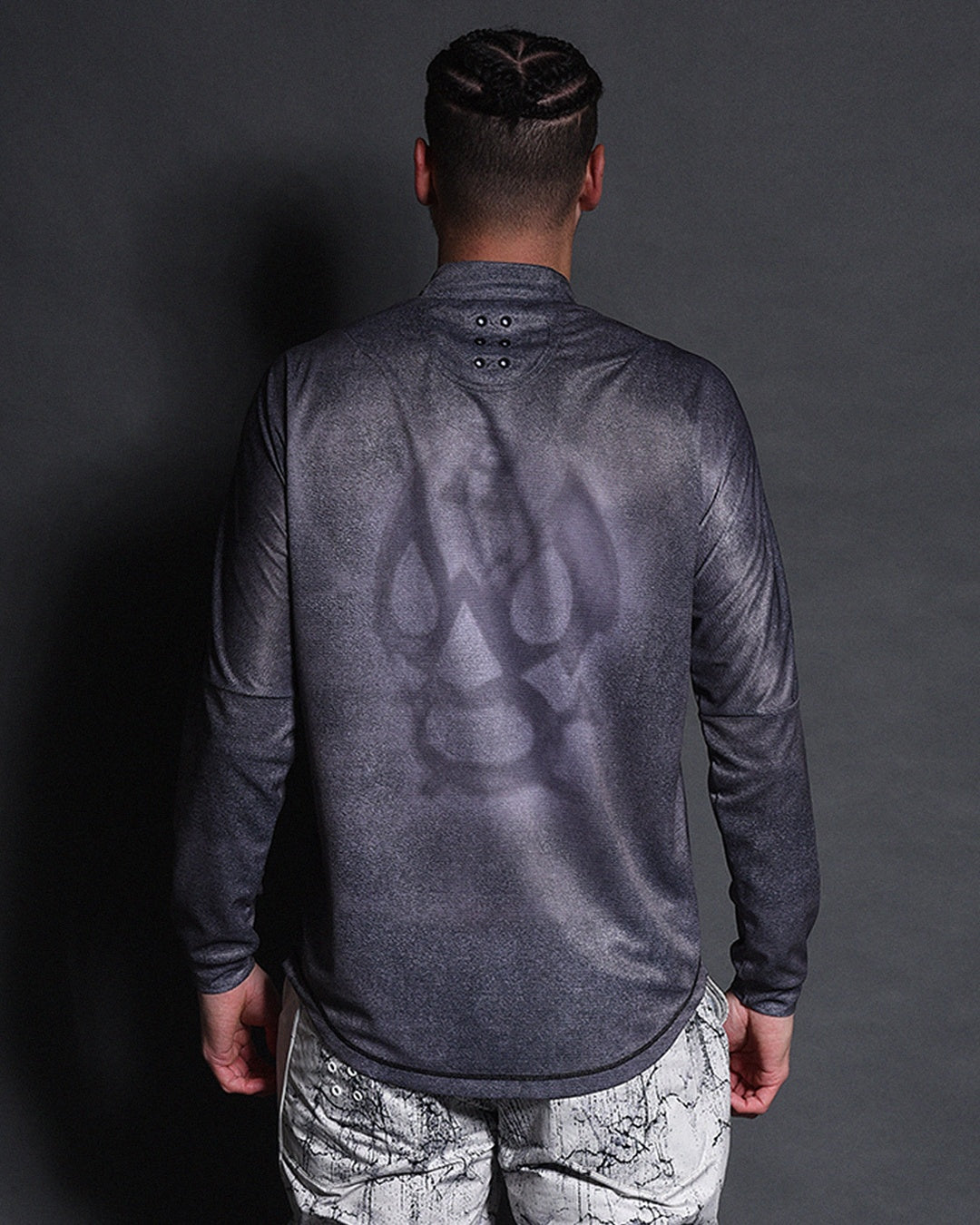 FADE L/S MOCKNECK TEE