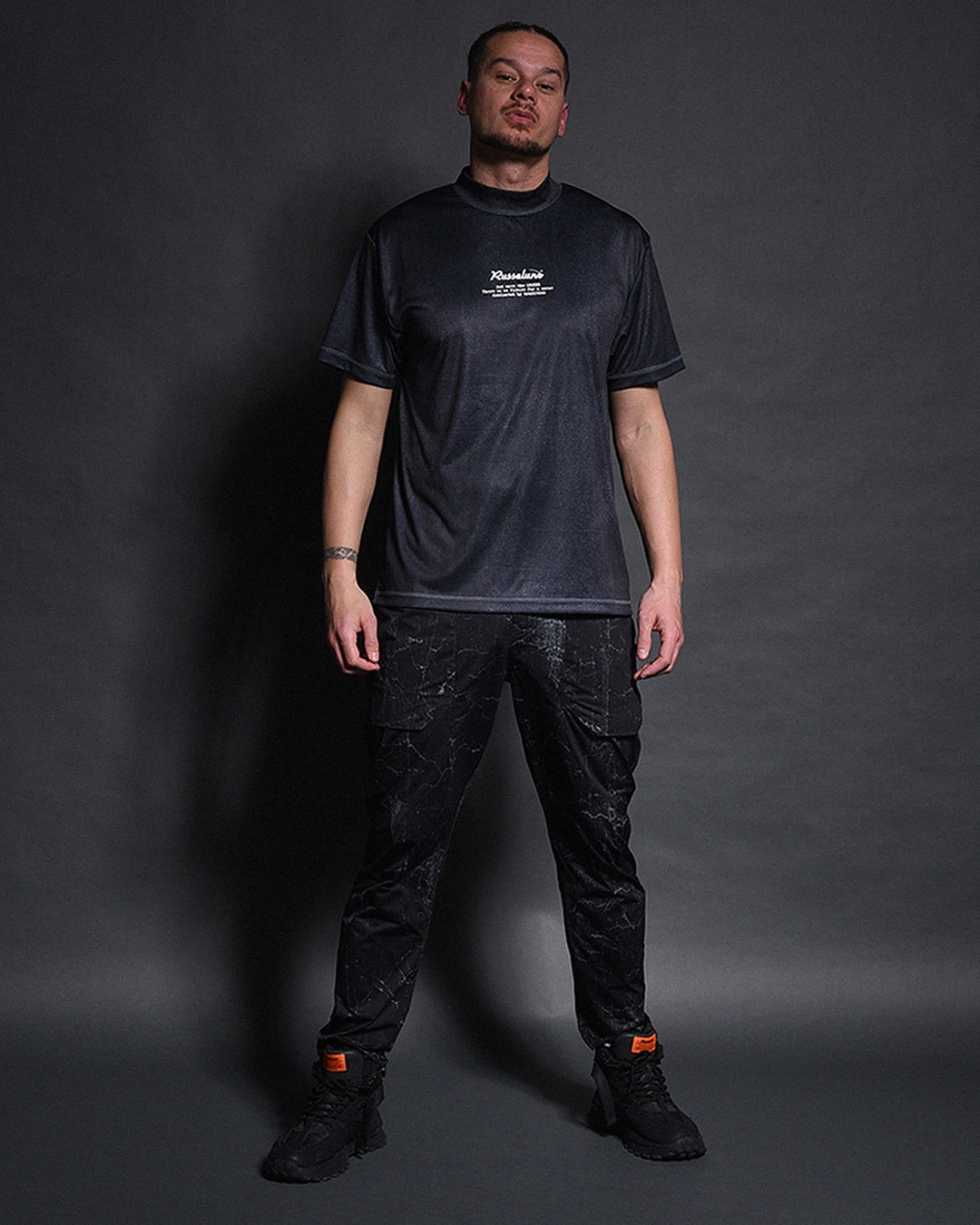 FADE S/S MOCKNECK TEE