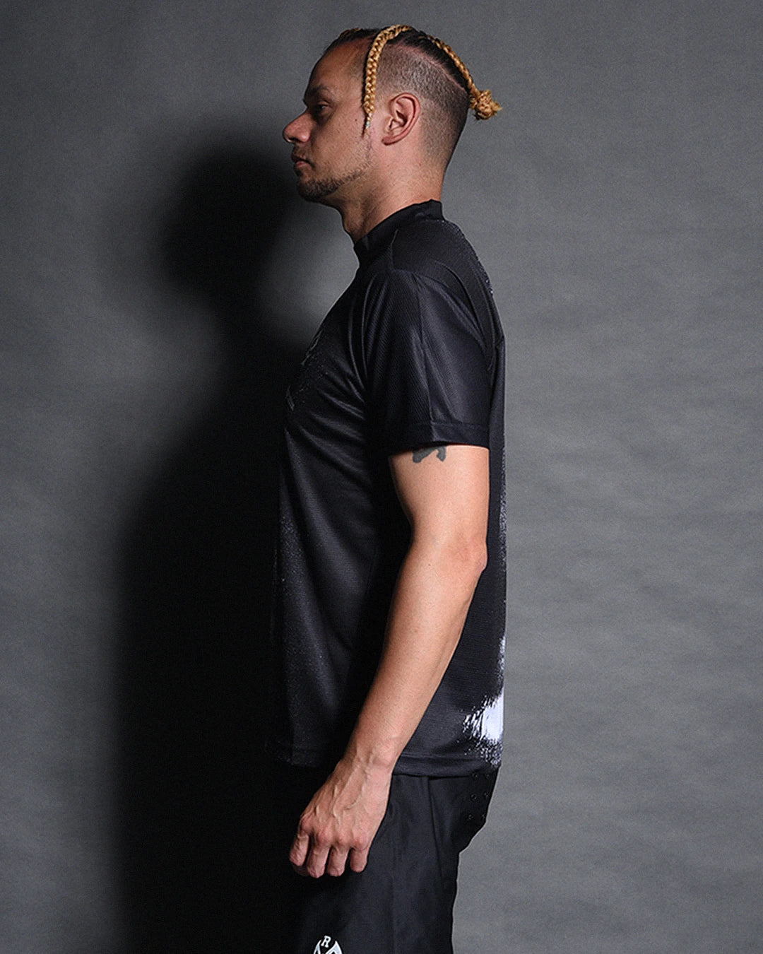 Fade Paint S/S Mockneck Tee