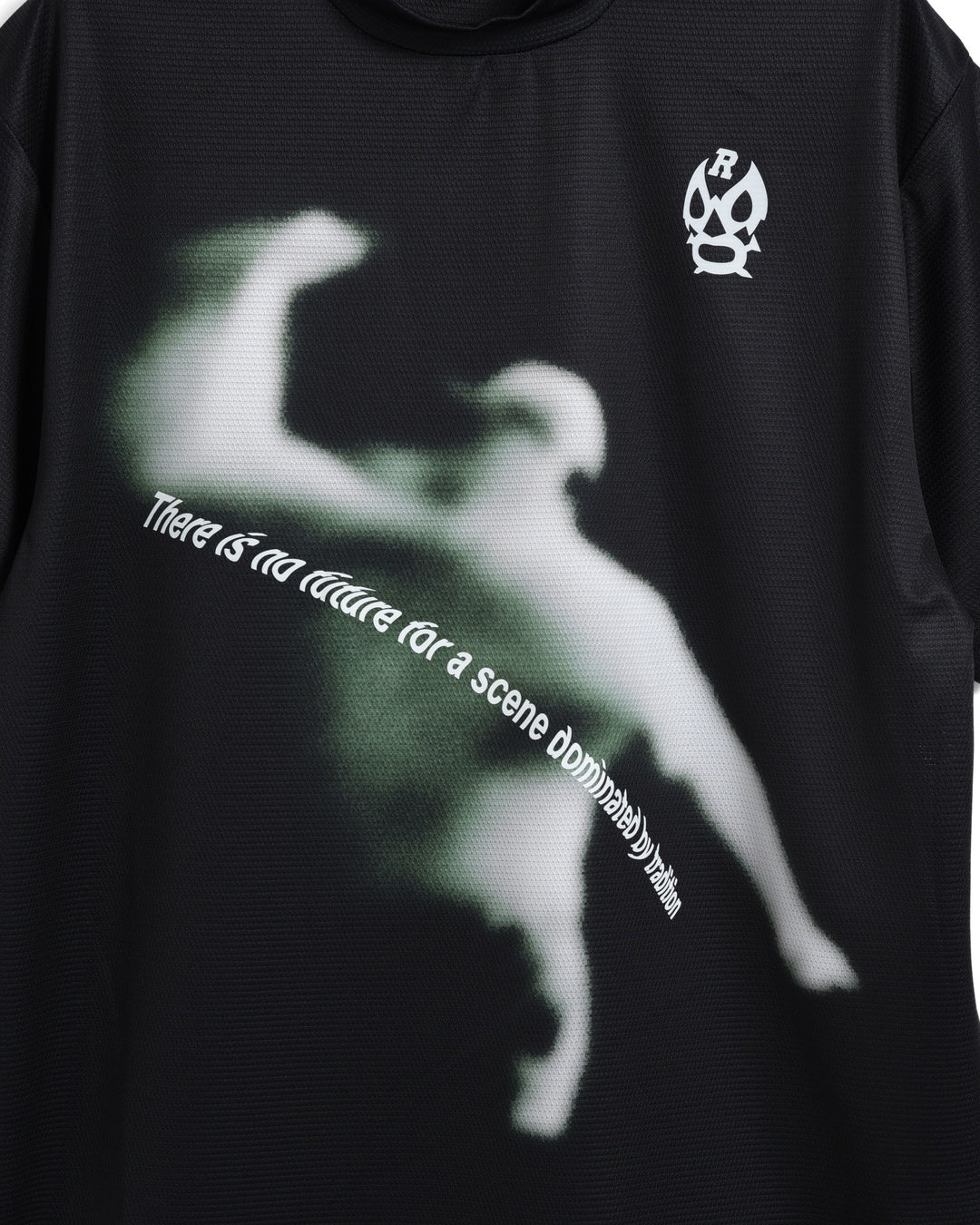 Roar S/S Mockneck Tee
