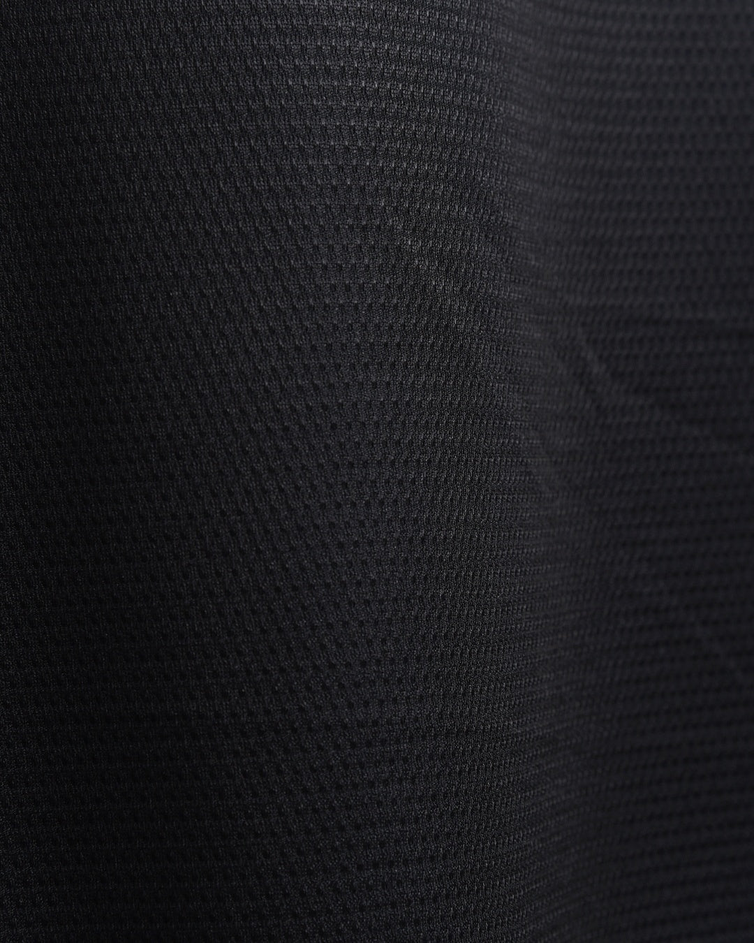 Roar S/S Mockneck Tee