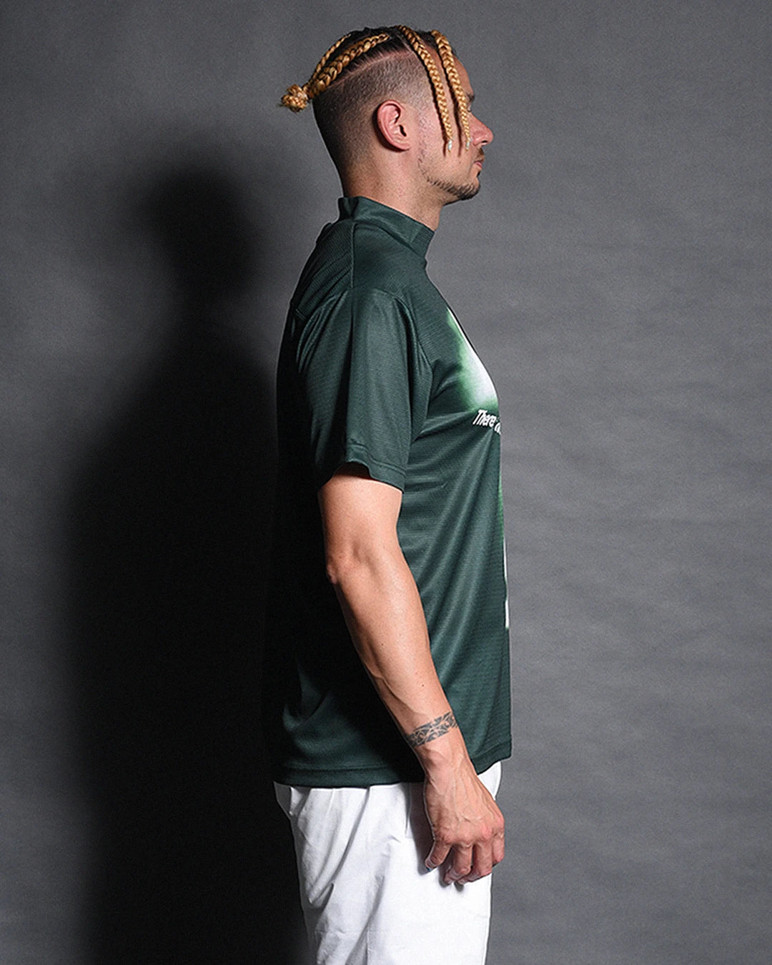 Roar S/S Mockneck Tee