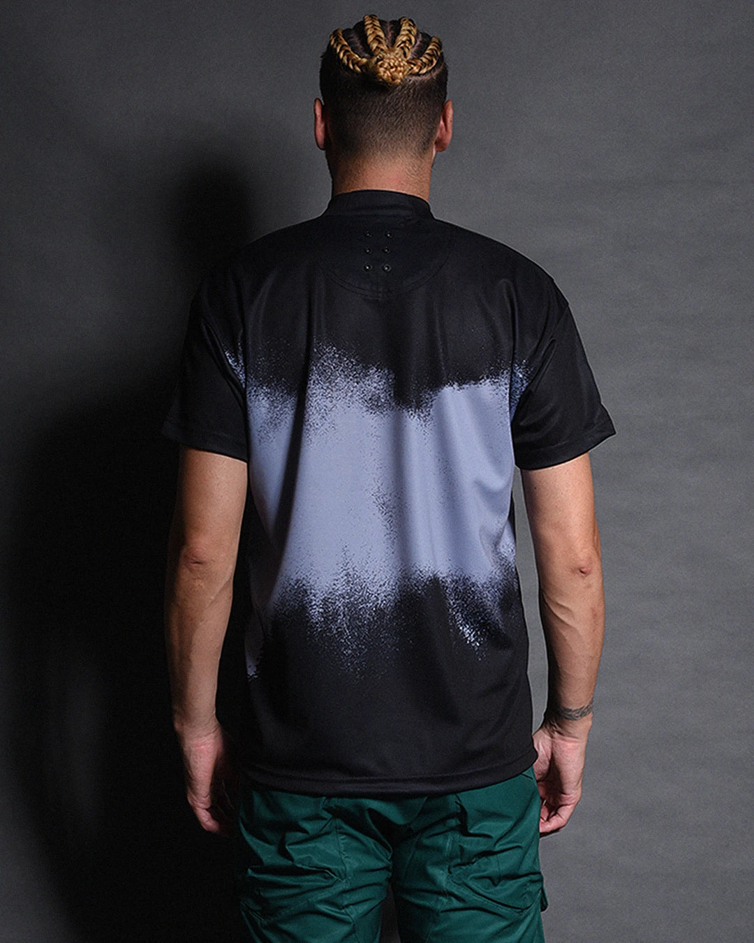 Gradation Paint S/S Mockneck Tee