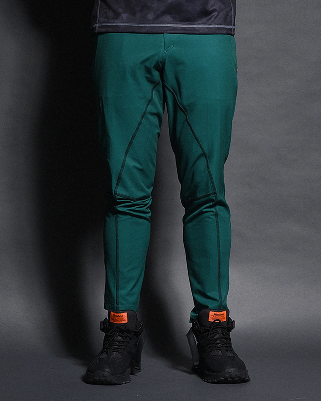 Stitch Slim Long Pants