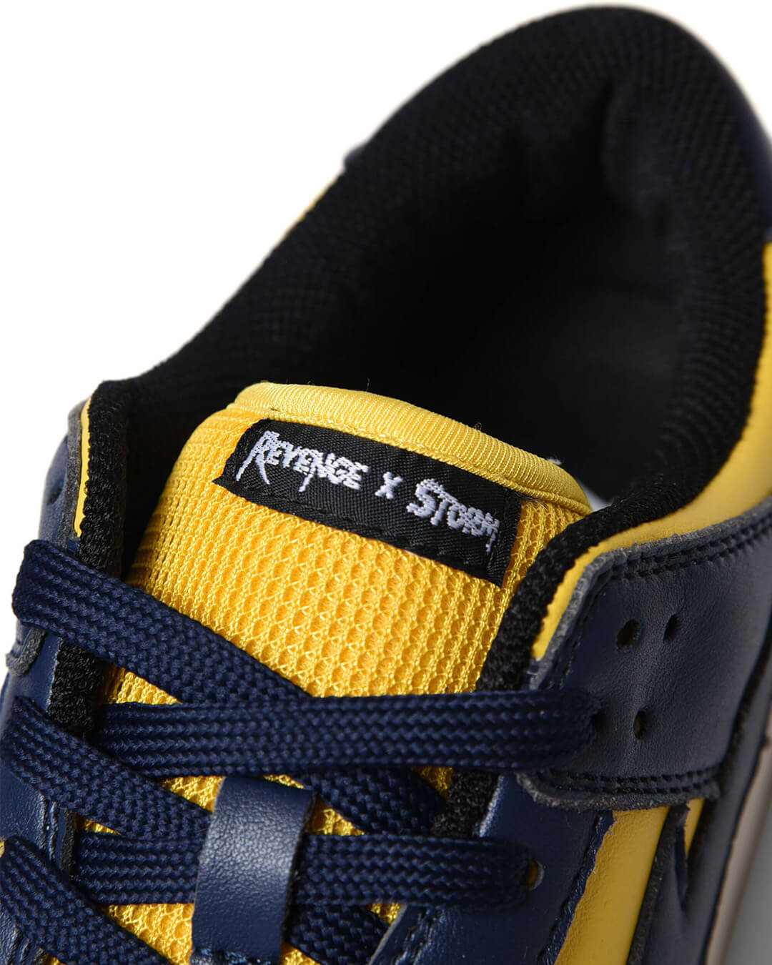 REVENGE STORM x RS LOWCUT